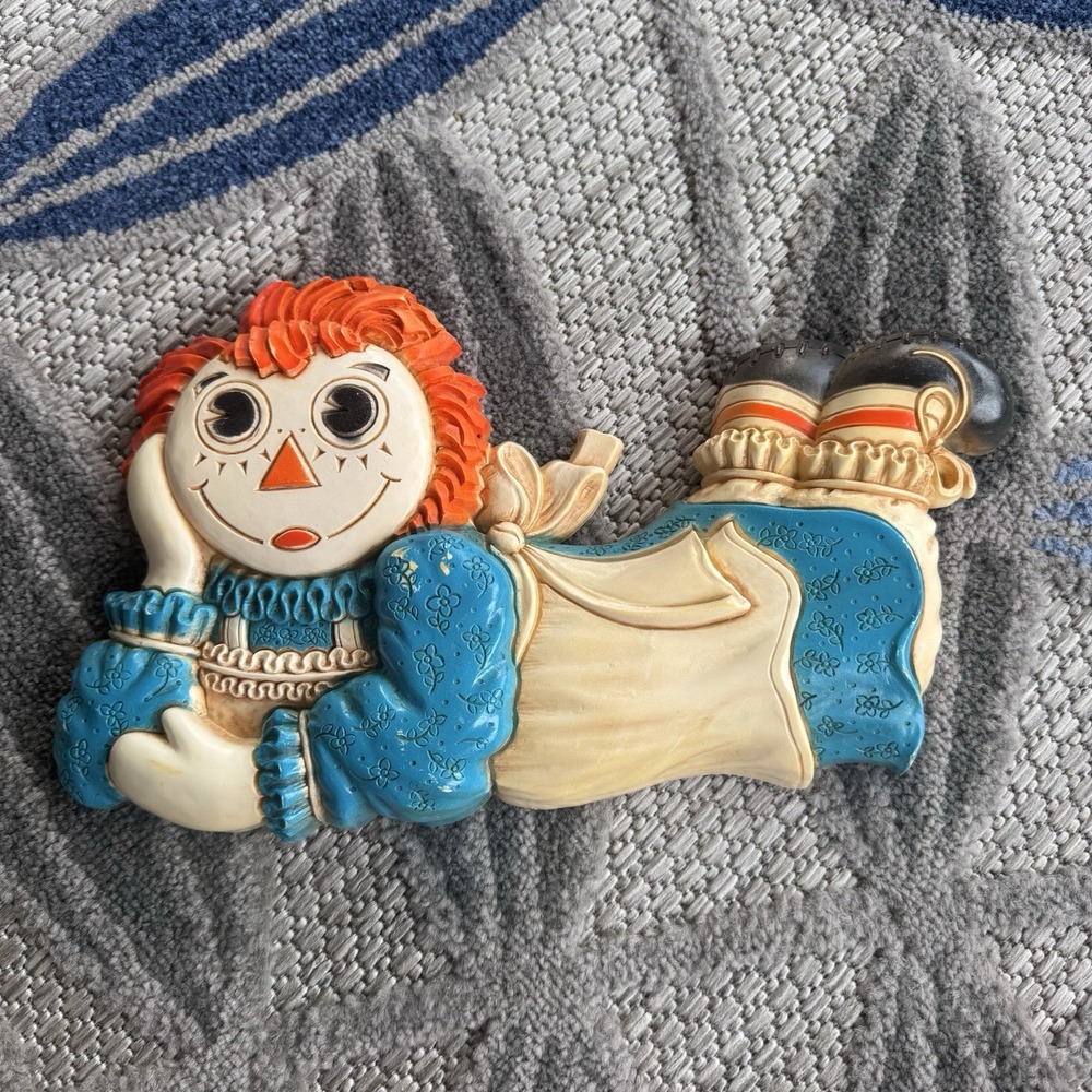 Vintage 1977 Bobbs Merrill Raggedy Ann Wall Hanging